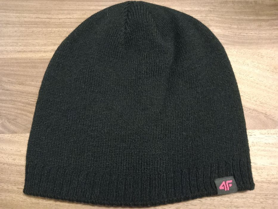 Czapka dziewczęca 4F