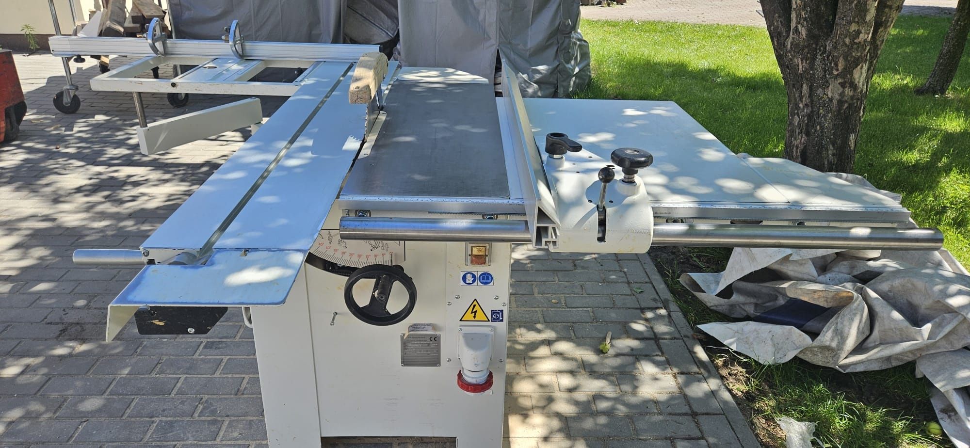 Mała Piła formatowa Holzkraft scm minimax sc2c