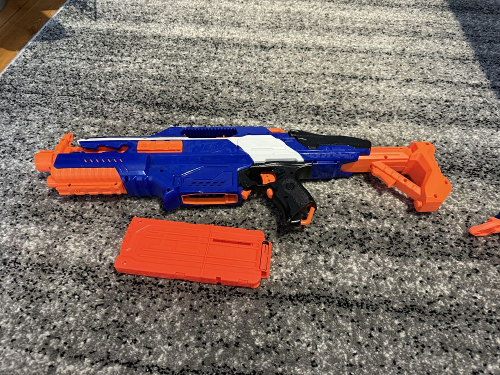 Nerf elite rapidstrike cs-18 (elektryczny) i nerf firestrike z laserem