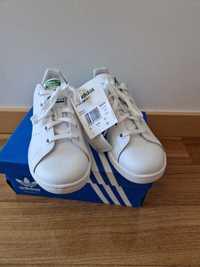 Sapatilhas Adidas Stan Smith T32 NOVAS