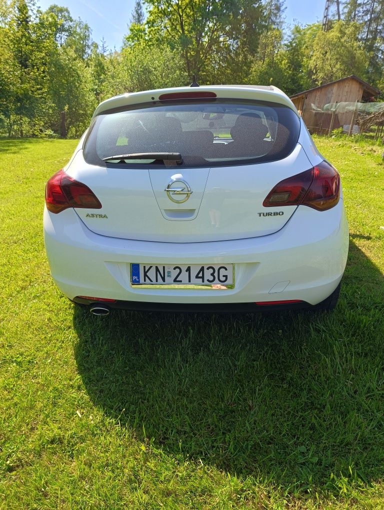 Opel Astra 1.6 Turbo