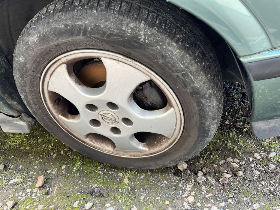 Części Opel Astra G 1.6 16V 2.0 D automat klapa chłodnice drzwi  Z 373