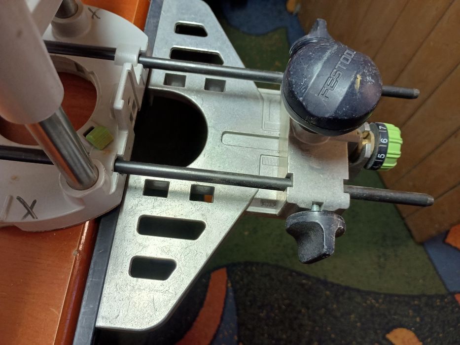 Frezarka gornowrzecionowa Festool OF 1400 EBQ.