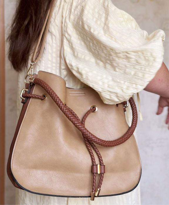 Трендова сумка хобо