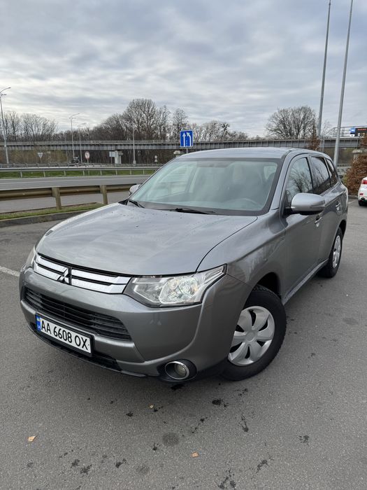 Mitsubishi Outlander 2014р