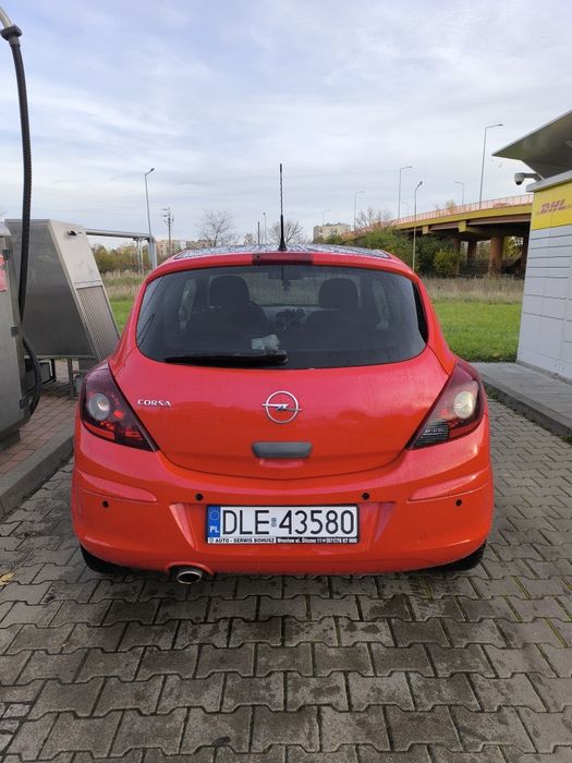 Opel Corsa D 2009 1.3 benzyna