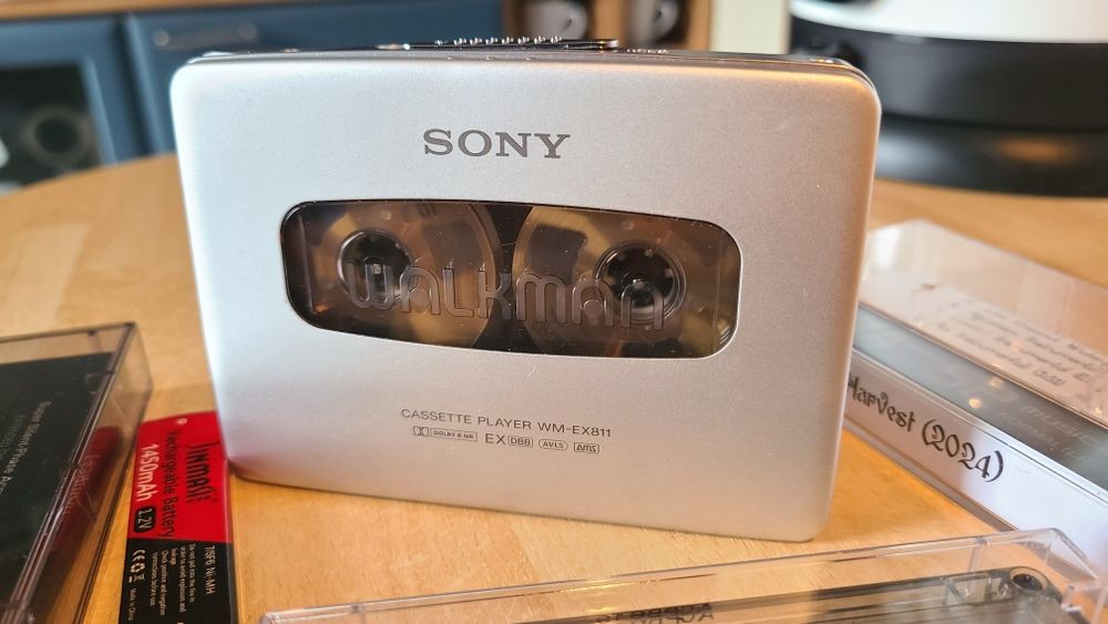 Кассетный плеер SONY Walkman WM-EX811 Made in Japan Звучание, Видео
