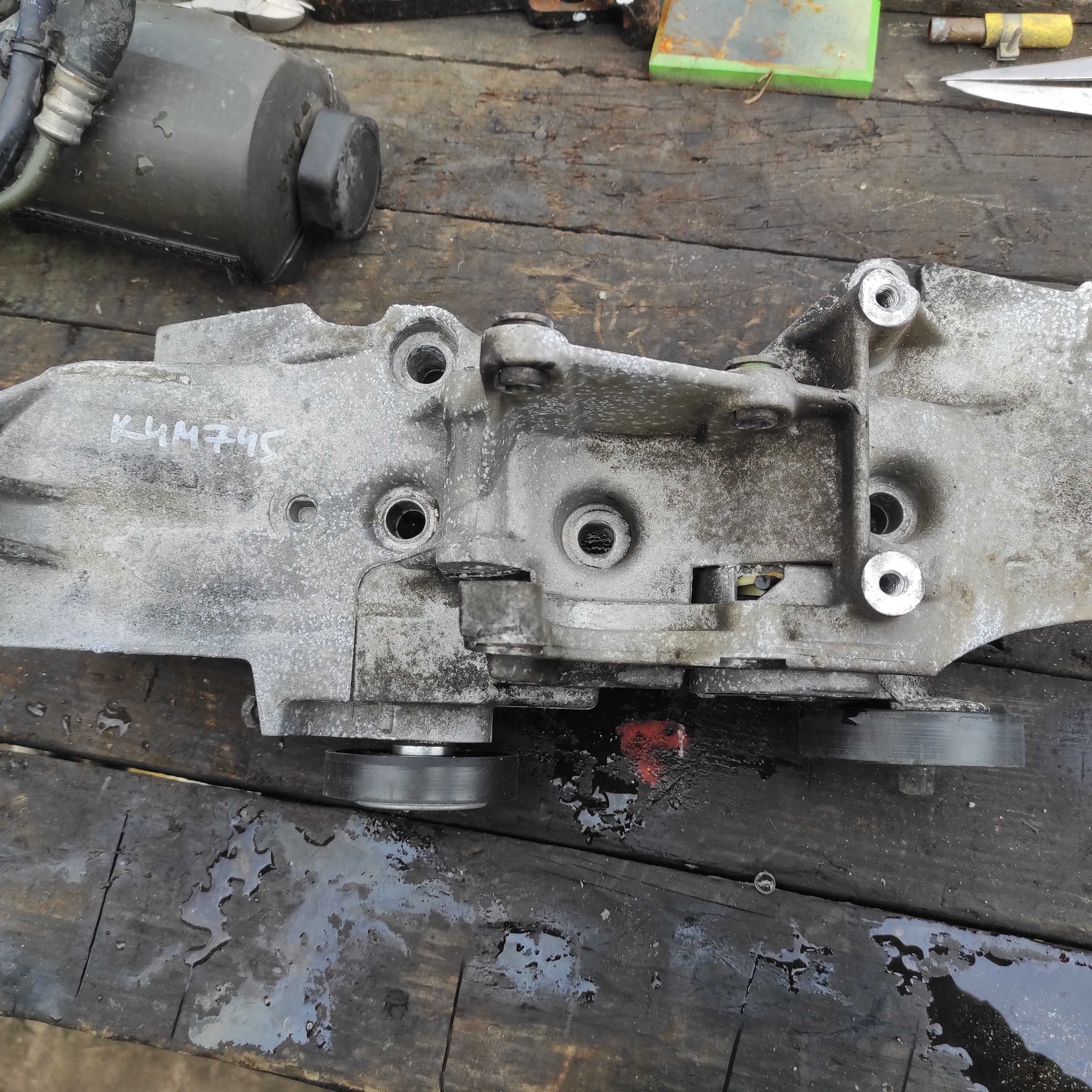 Wspornik silnika łapa alternatora Renault Clio II Kangoo 1,4 8V