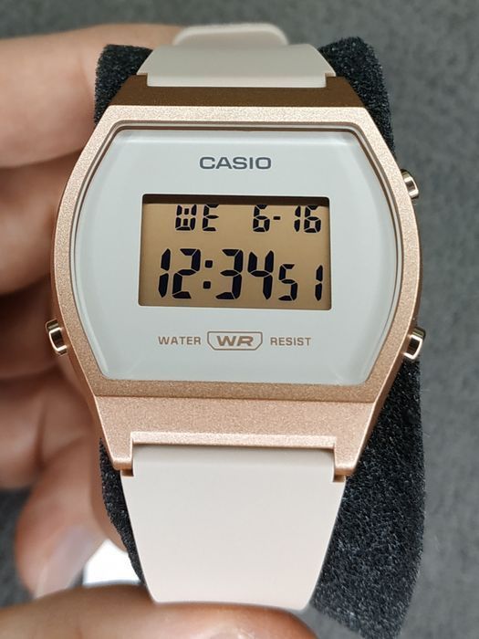 Годинник  CASIO LW-204-4AEF Оригінал Гарантія Часы Касио