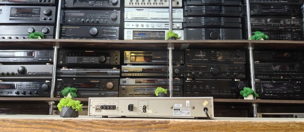 Тюнер TEAC T-707