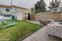 Moradia T4+1 com garagem no Bairro da Petrogal - Bobadela