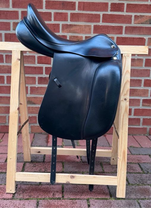 Siodło ujezdzeniowe Prestige Top Dressage 17/33