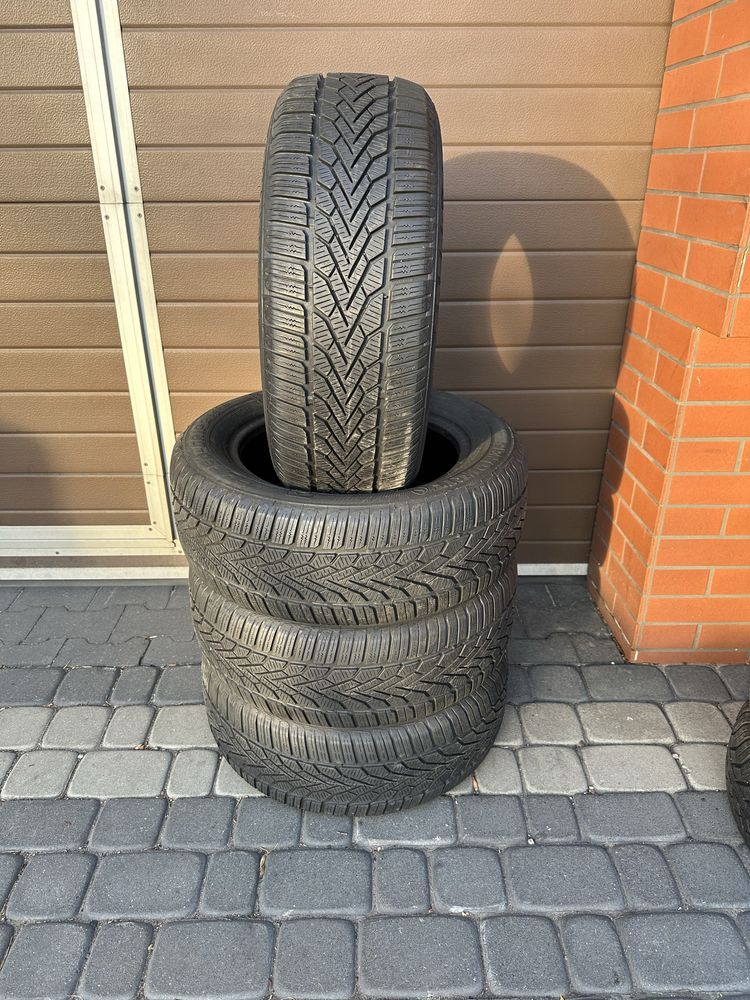 205/55 r15 Semperit Speed- Grip 2