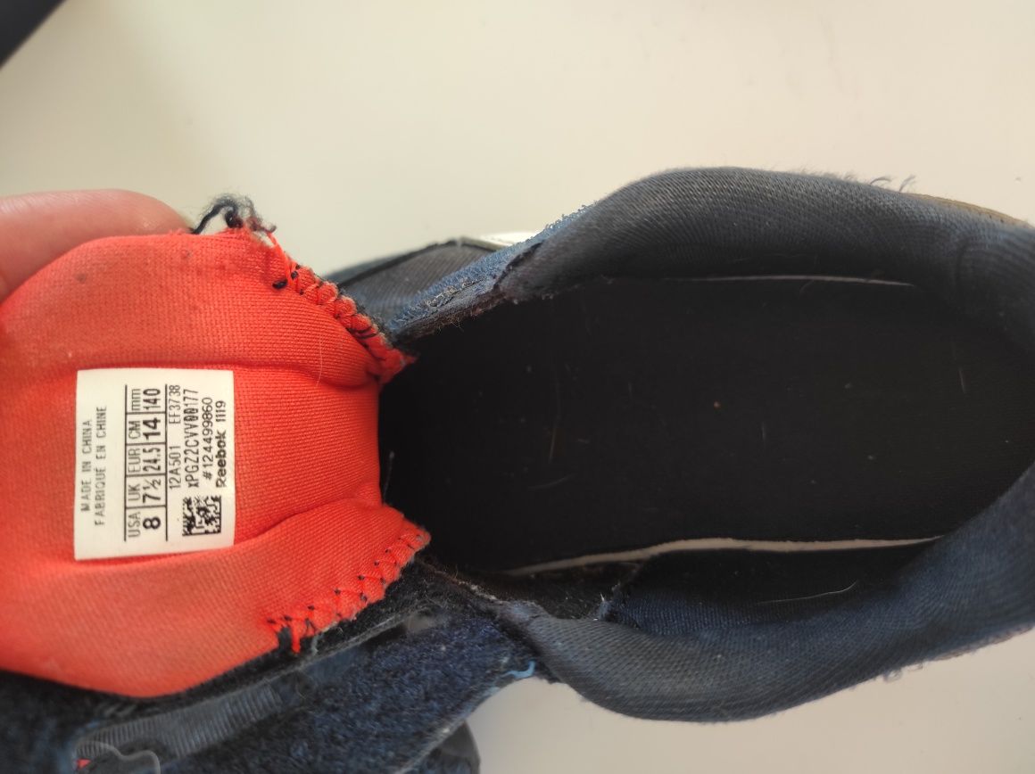 Adidaski Reebok 24,5