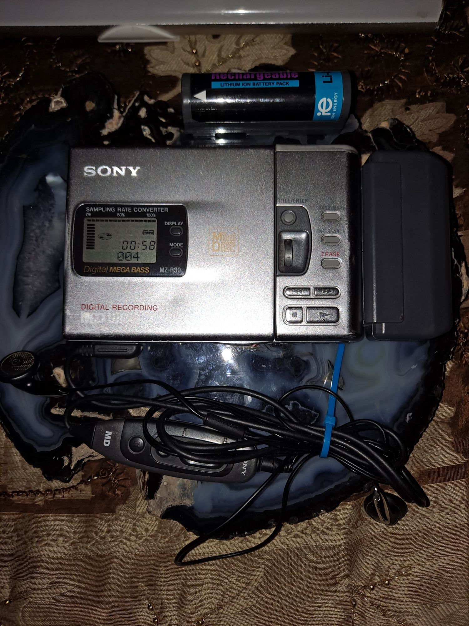 Sony MZ-R30 MiniDisc