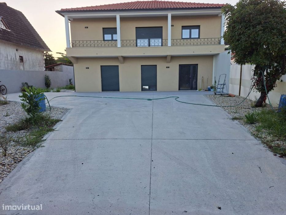 Arrendamento residencial de Andar de moradia em rua São Bento, 161