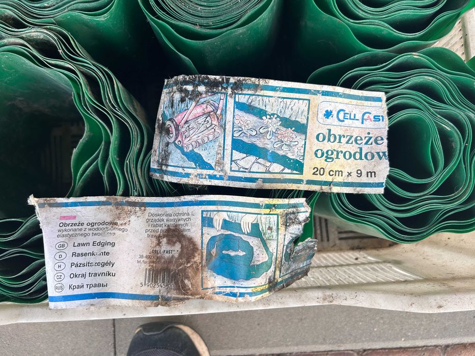 Plastikowe obrzeże ogrodowe Cellfast 20 cm 9 m kilka sztuk zestaw 50 m