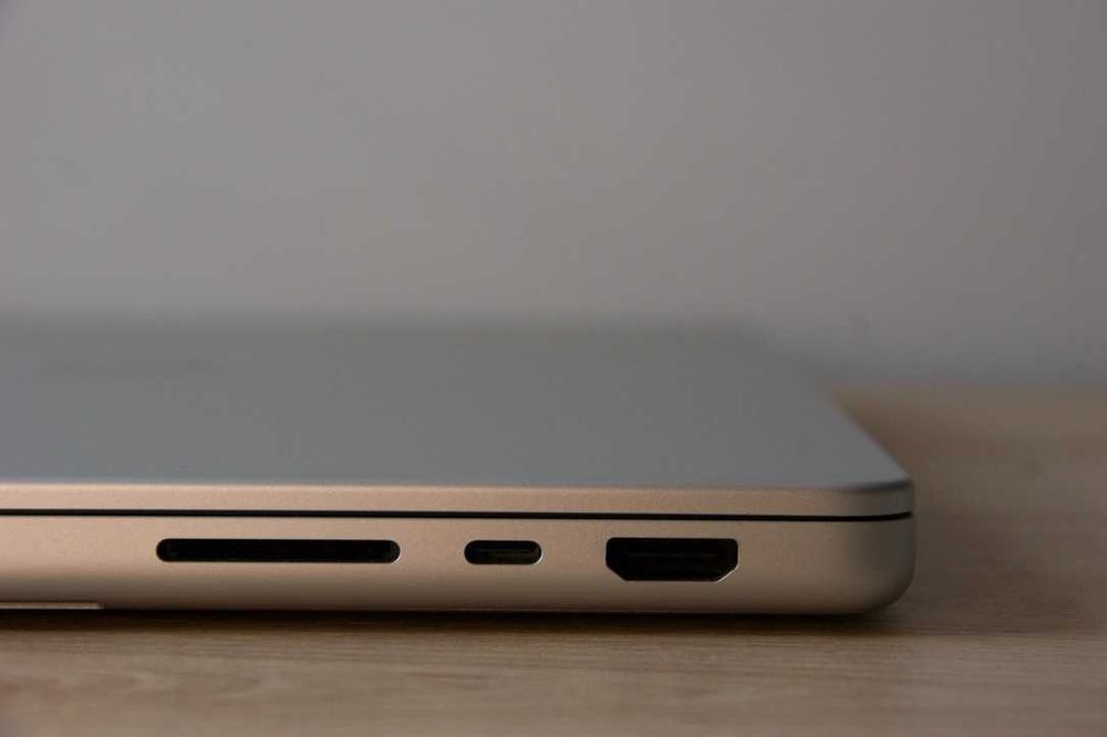 Macbook M3 Pro 14cal