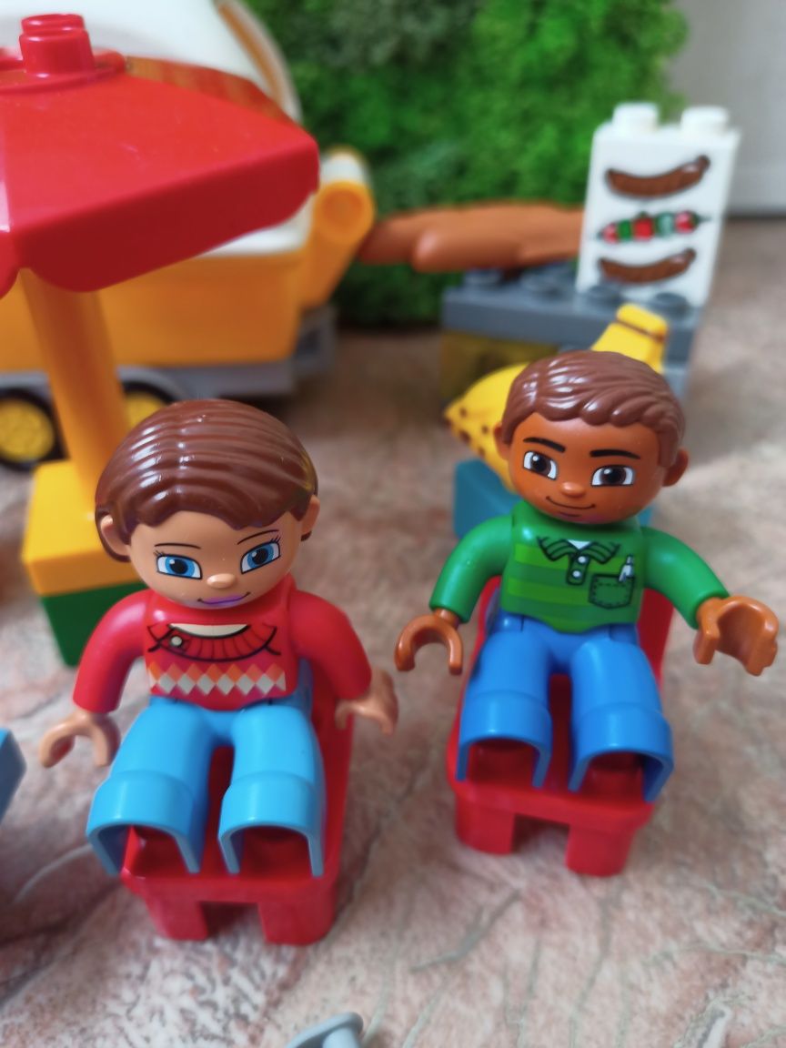 Конструктор LEGO DUPLO Отдых на природе (10602)