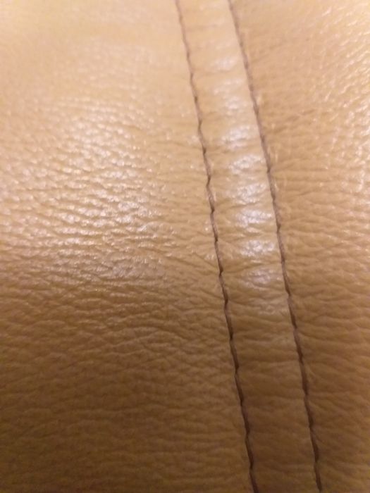 Комплект  мебелі на  дубовому каркасі