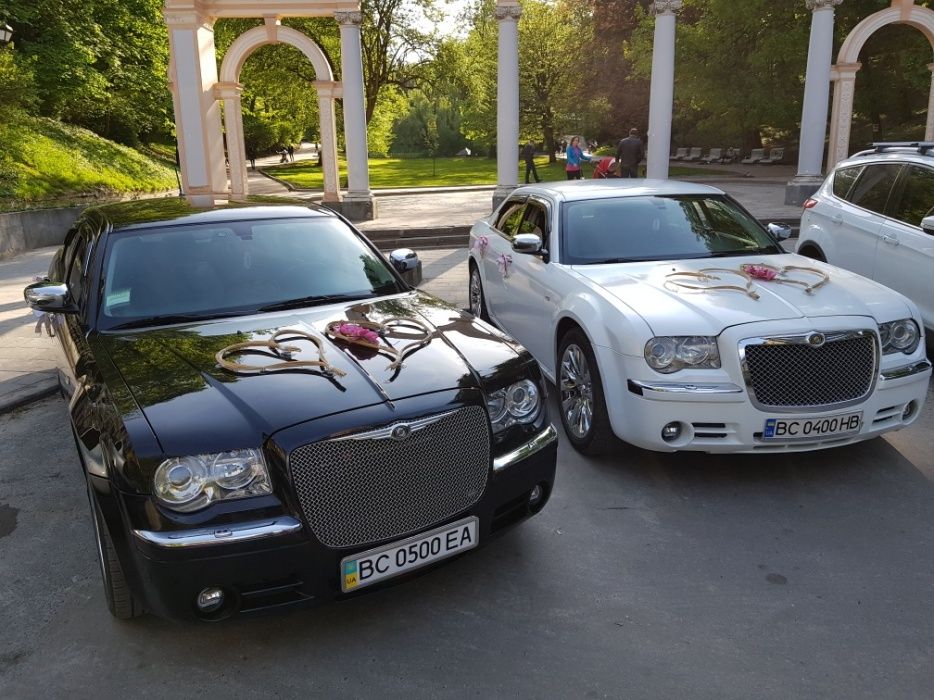 Авто для весілля. Chrysler 300 c. Весільний кортеж. Оренда авто.