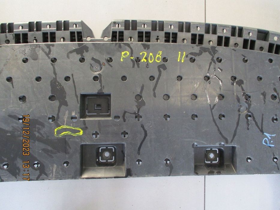 Płyta osłona zderzaka PEUGEOT 208 II 9823206580