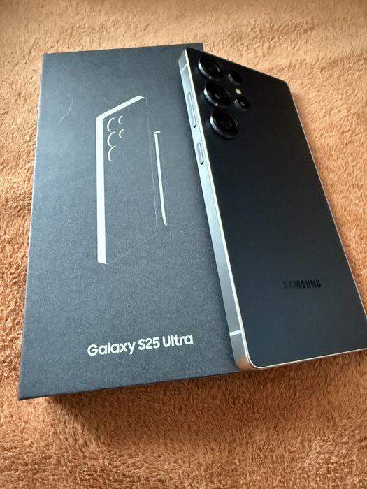 Samsung Galaxy S25 Ultra Titanium Black 12/256