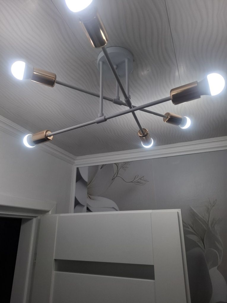 Sprzedam lampę sufitową