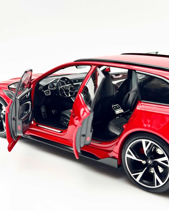 Audi RS6 (C8) Darwin Pro Модель авто 1:18 KiloWorks