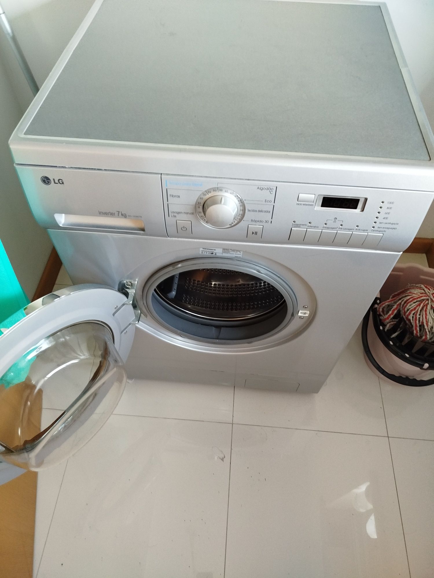Máquina de lavar roupa LG 7kg