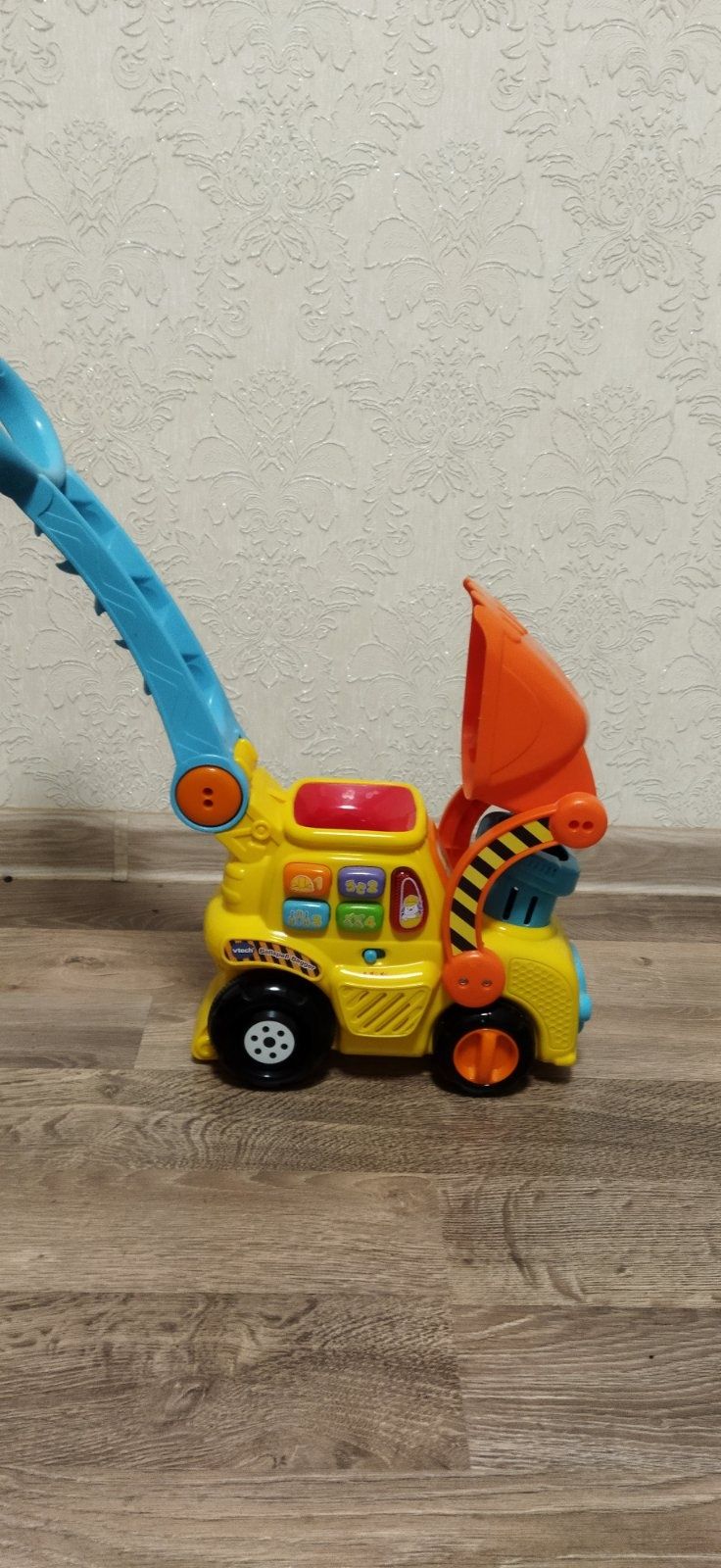 Каталка бульдозер Vtech Pop a Balls Push and Pop Bulldozer