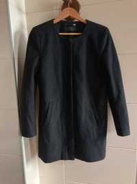 Czarny wełniany płaszcz klasyczny only M 38 na jesień przejściowy
