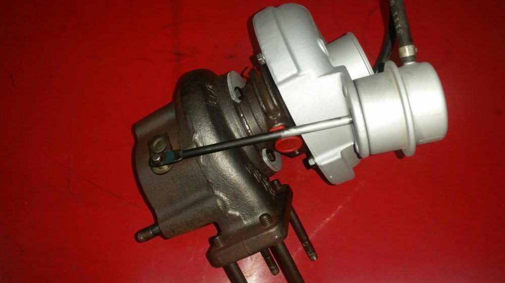 Turbina Turbosprężarka JCB koparka ładowarka 762931