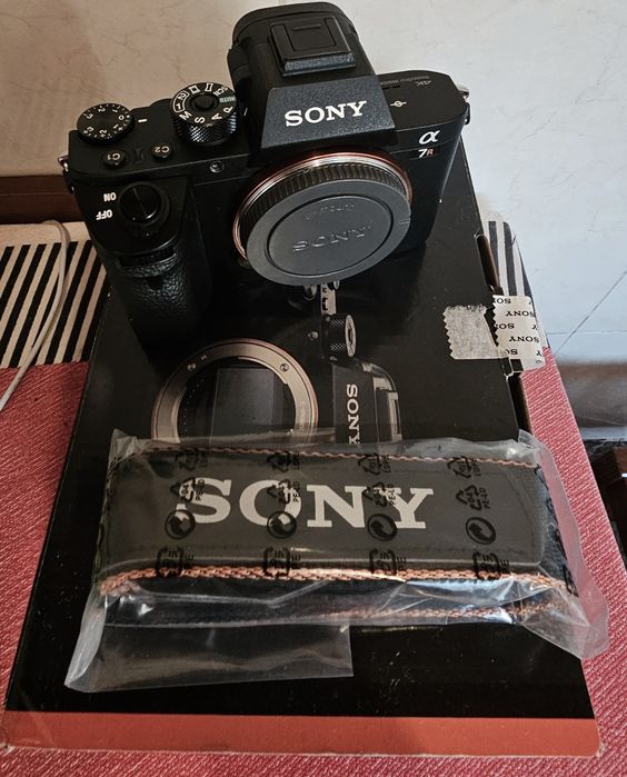 Câmara Sony A7 R II