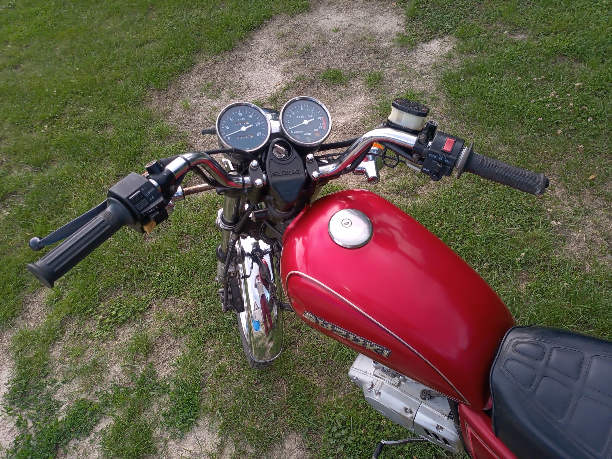 Suzuki gn 125 uszkodzony