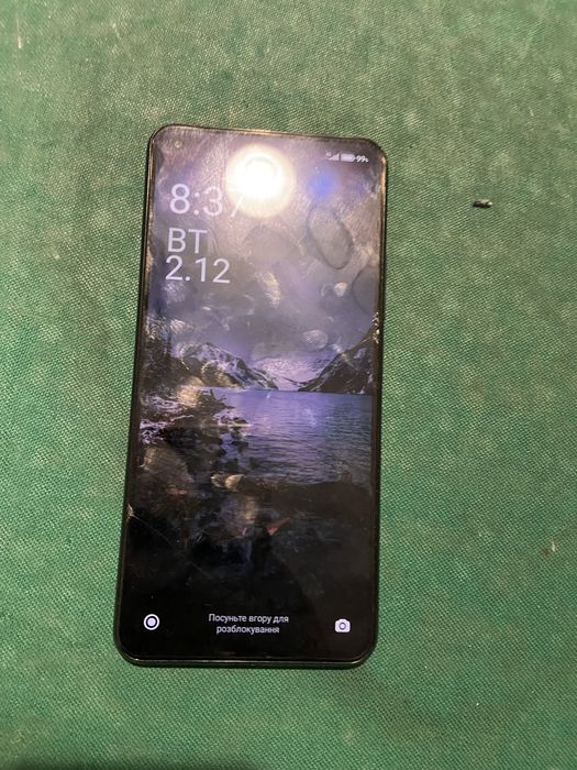 Продам ксіомі  м 11 лай 5 джі