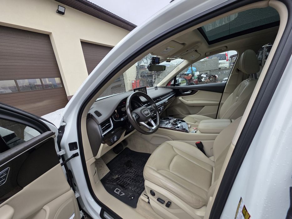 Audi Q7 3.0 bardzo bogate wyposażenie