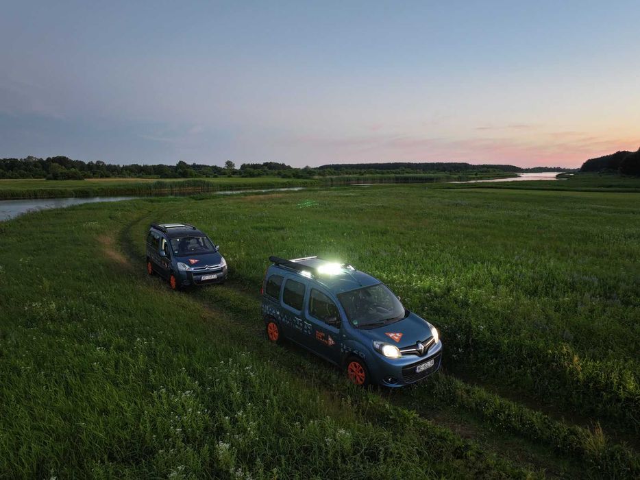 Mini kamper Renault Kangoo -łózko, kuchnia, prysznic, full wyposażenie