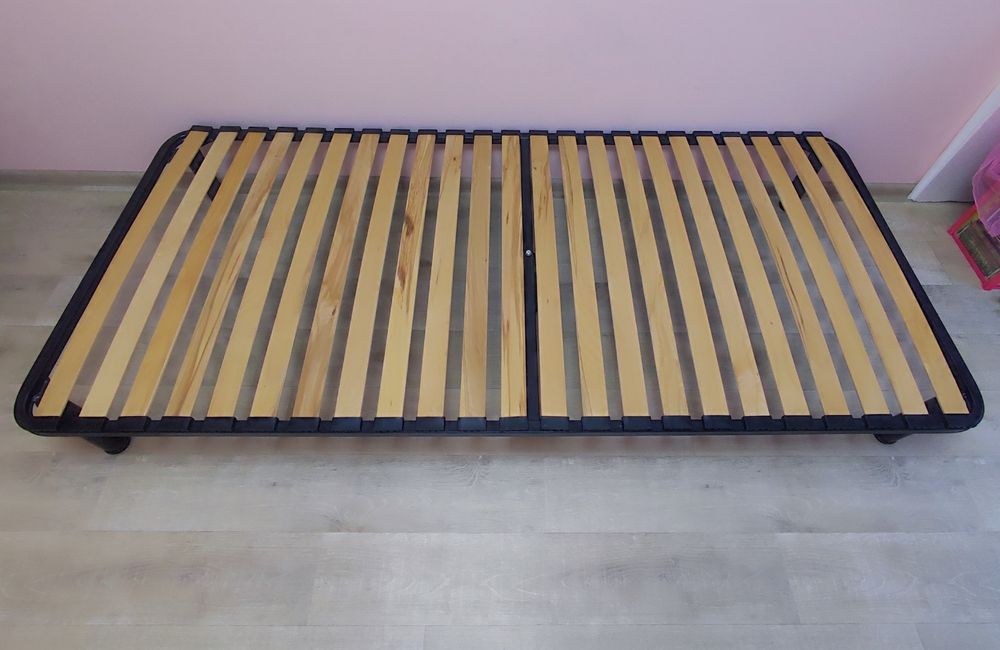 Ліжко б/в . Каркас ліжка