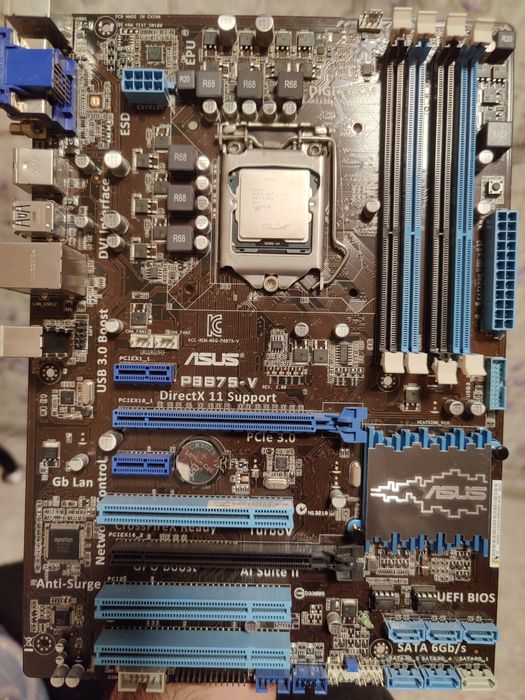 Увесь набор лотом за 1000грн продам
Дешеві Материнська плати Asus p887