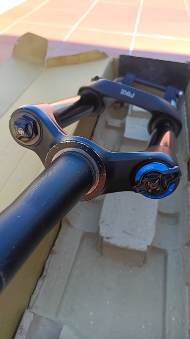 Suspensão RockShox PIKE RCT3 27.5