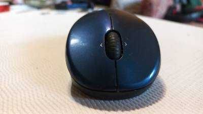 Миша бездротова лазерна Logitech V470 M-RCQ142 Bluetooth для ноутбука
