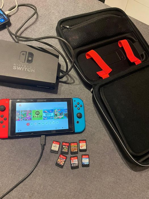 Nintendo Switch com acessórios