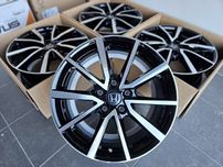 Honda 17 " Nowe 5x114,3 CR-V HR-V Civic Felgi Czarne / Poler Alufelgi