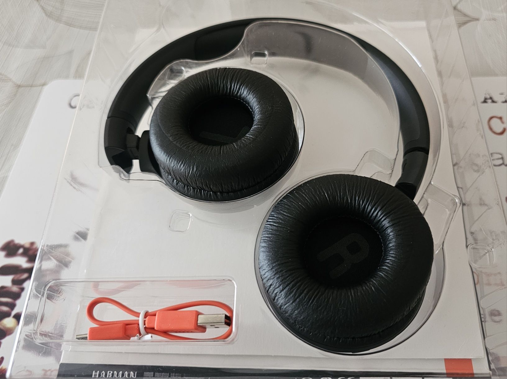 Słuchawki nauszne JBL Tune 560