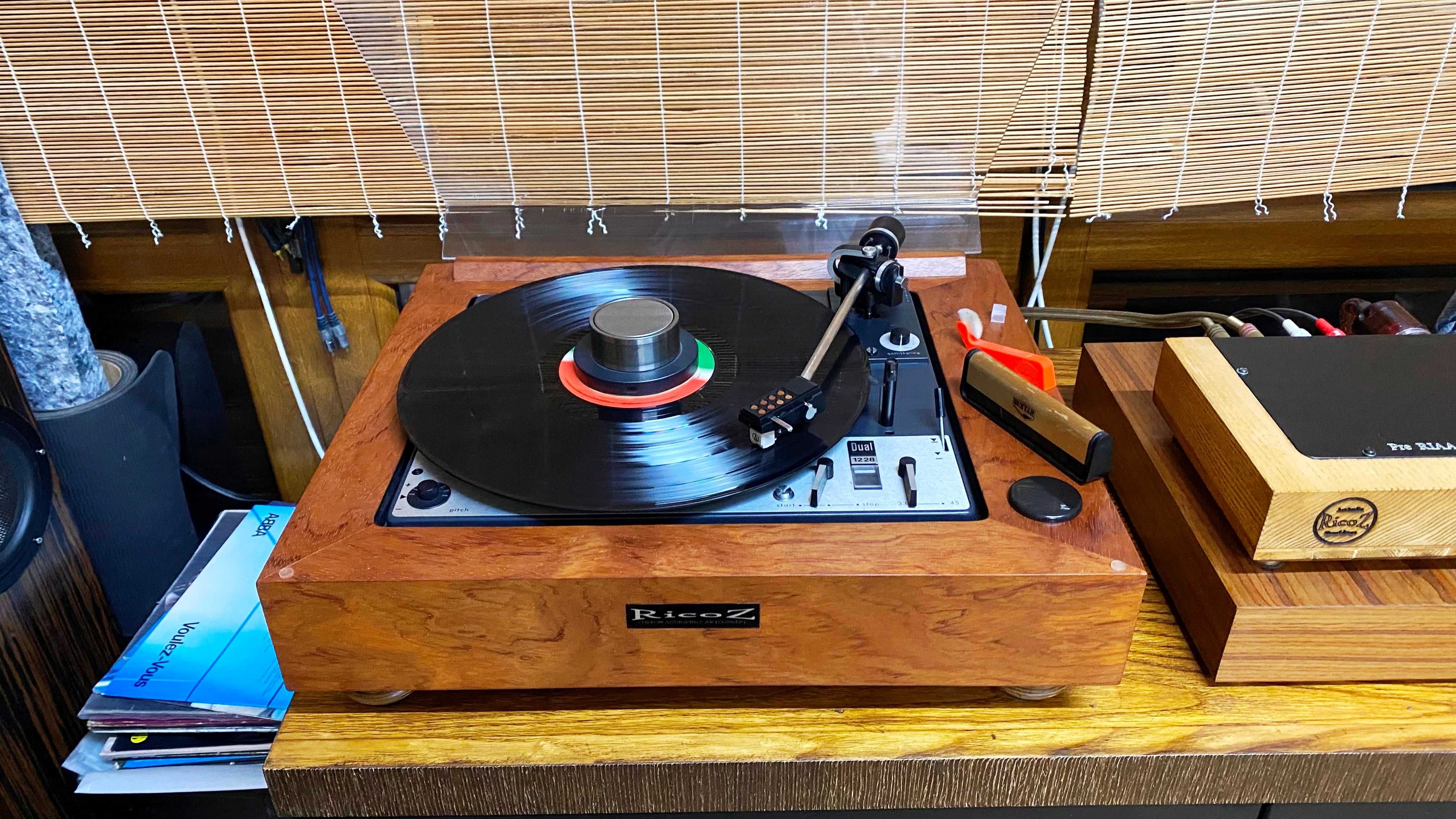 gramofon EXCLUSIVE - -DUAL