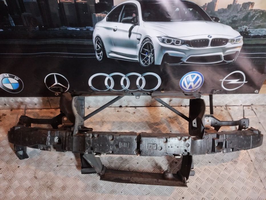 BMW e60 e61 pas przedni chłodnice 530d 535d lift