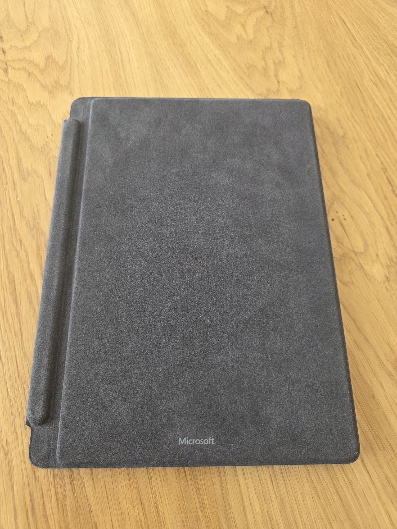 Microsoft surface 11 pro snapdragon 12 mies. gwar.