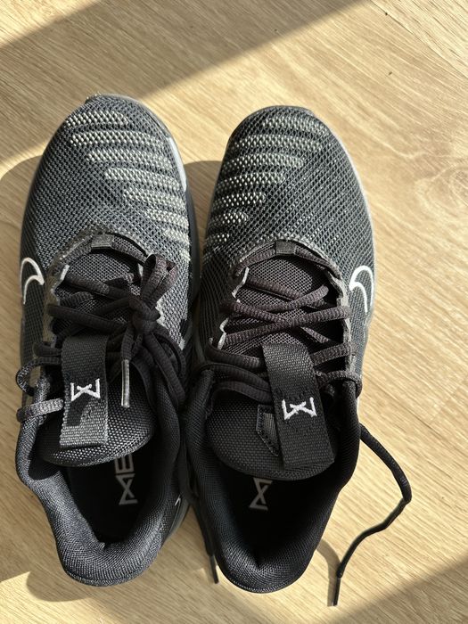 Ténis Nike pretos