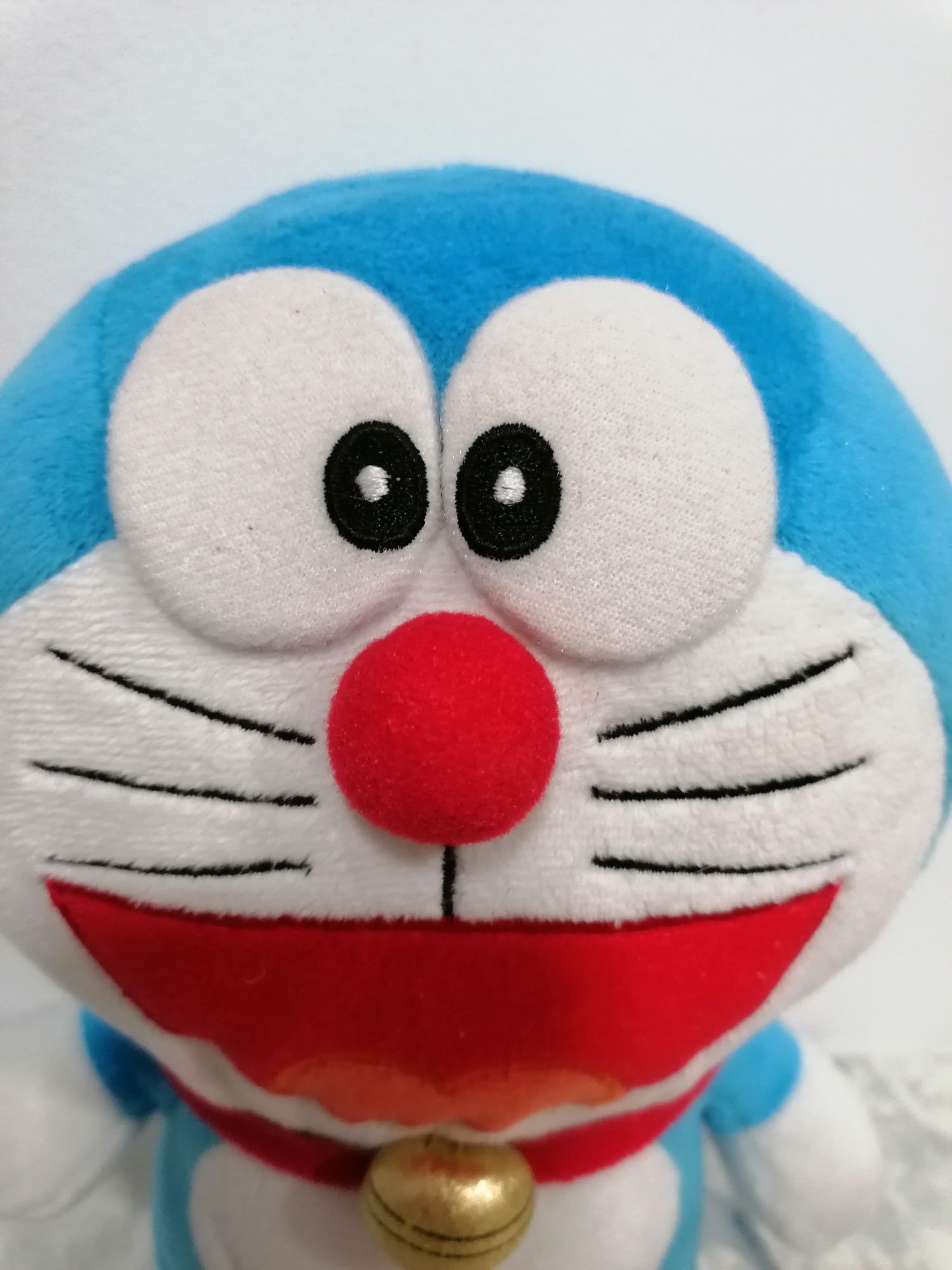 Boneco Doraemon em peluche